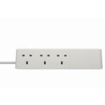 PM6U-UK | APC Performance SurgeArrest 6 outlets with 5V, 2.4A 2 port USB charger, 230V UK - Image 3